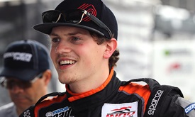 Thumbnail for Hargrove inks Lights deal with Team Pelfrey for St. Pete